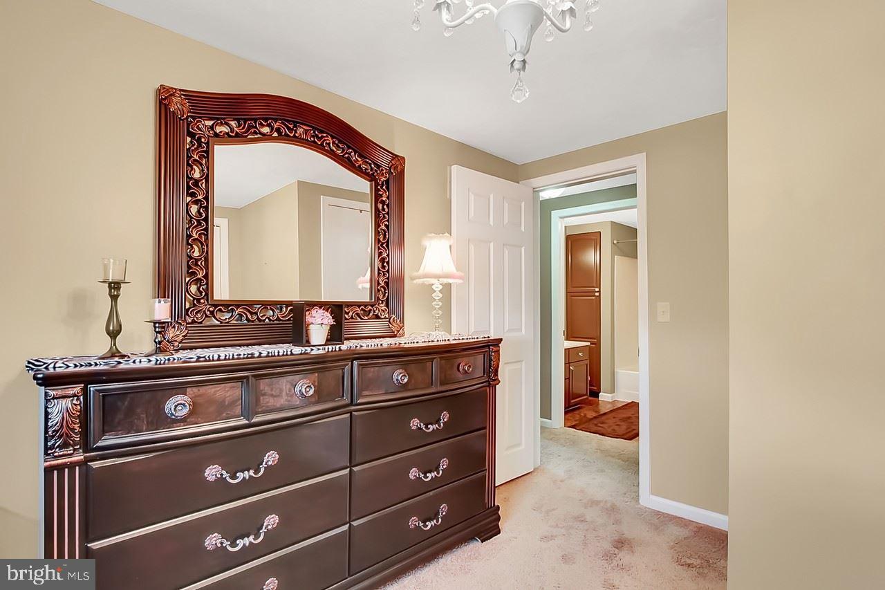 PIGEON HILLS - Residential