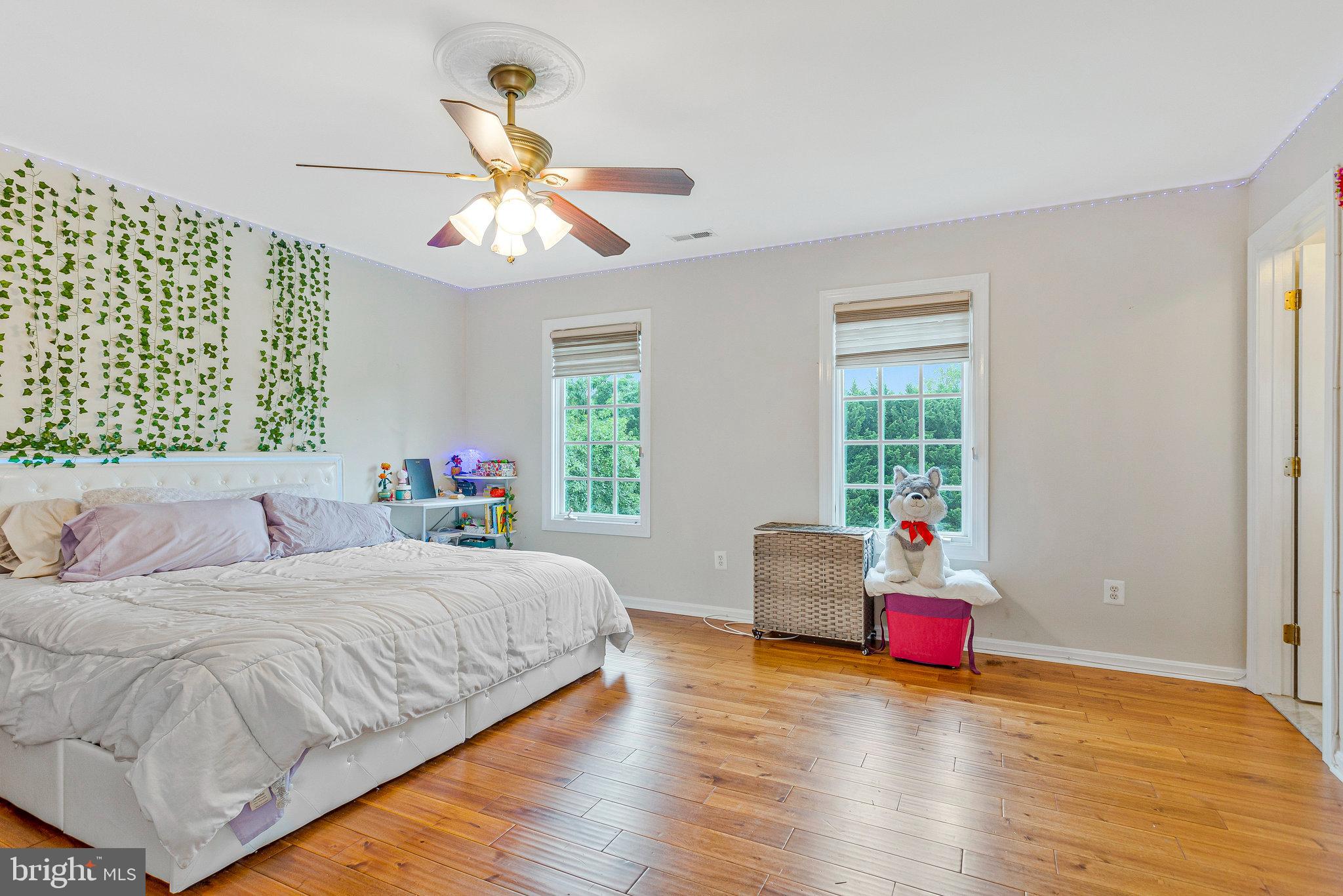 GOVERNORS MANOR - Residential