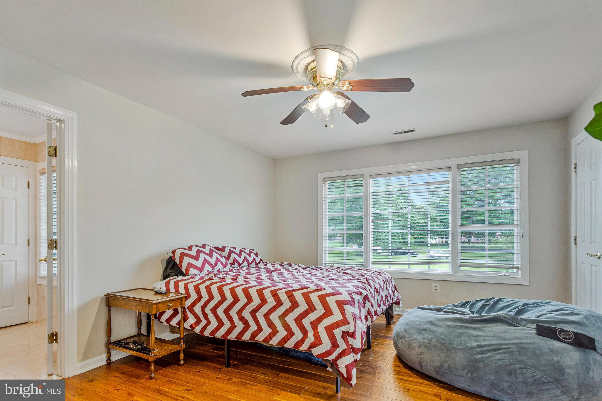 GOVERNORS MANOR - Residential