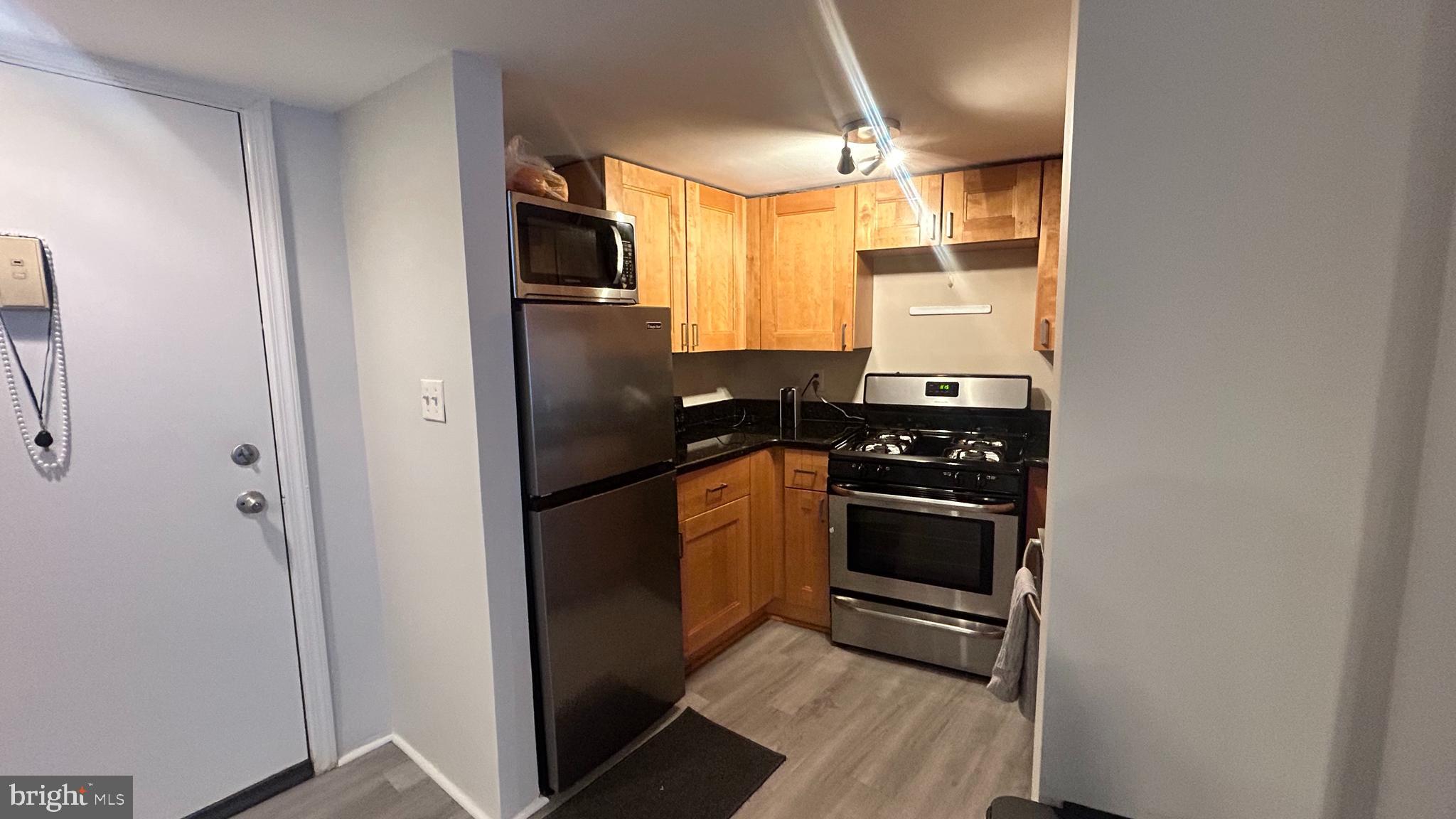 1239 VERMONT AVENUE NW 102