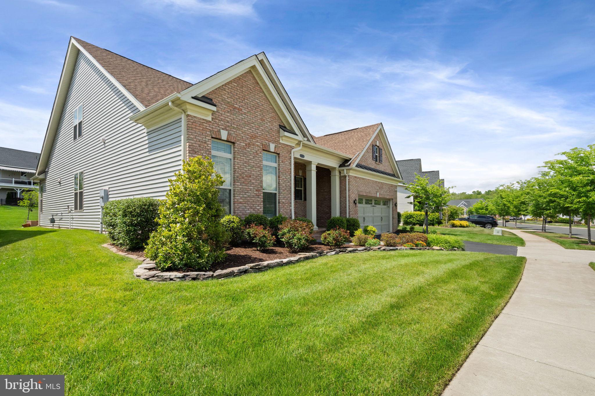 REGENCY AT CREEKSIDE - Residential
