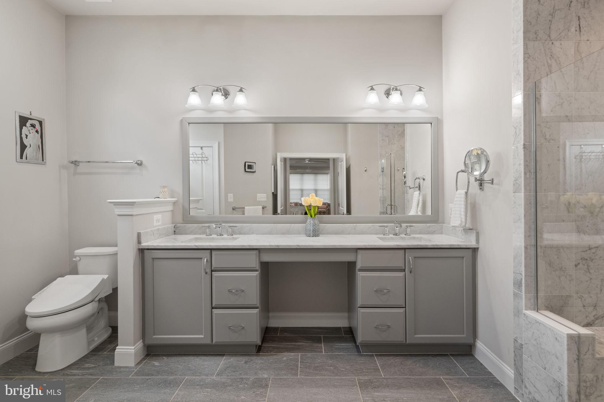 REGENCY AT CREEKSIDE - Residential