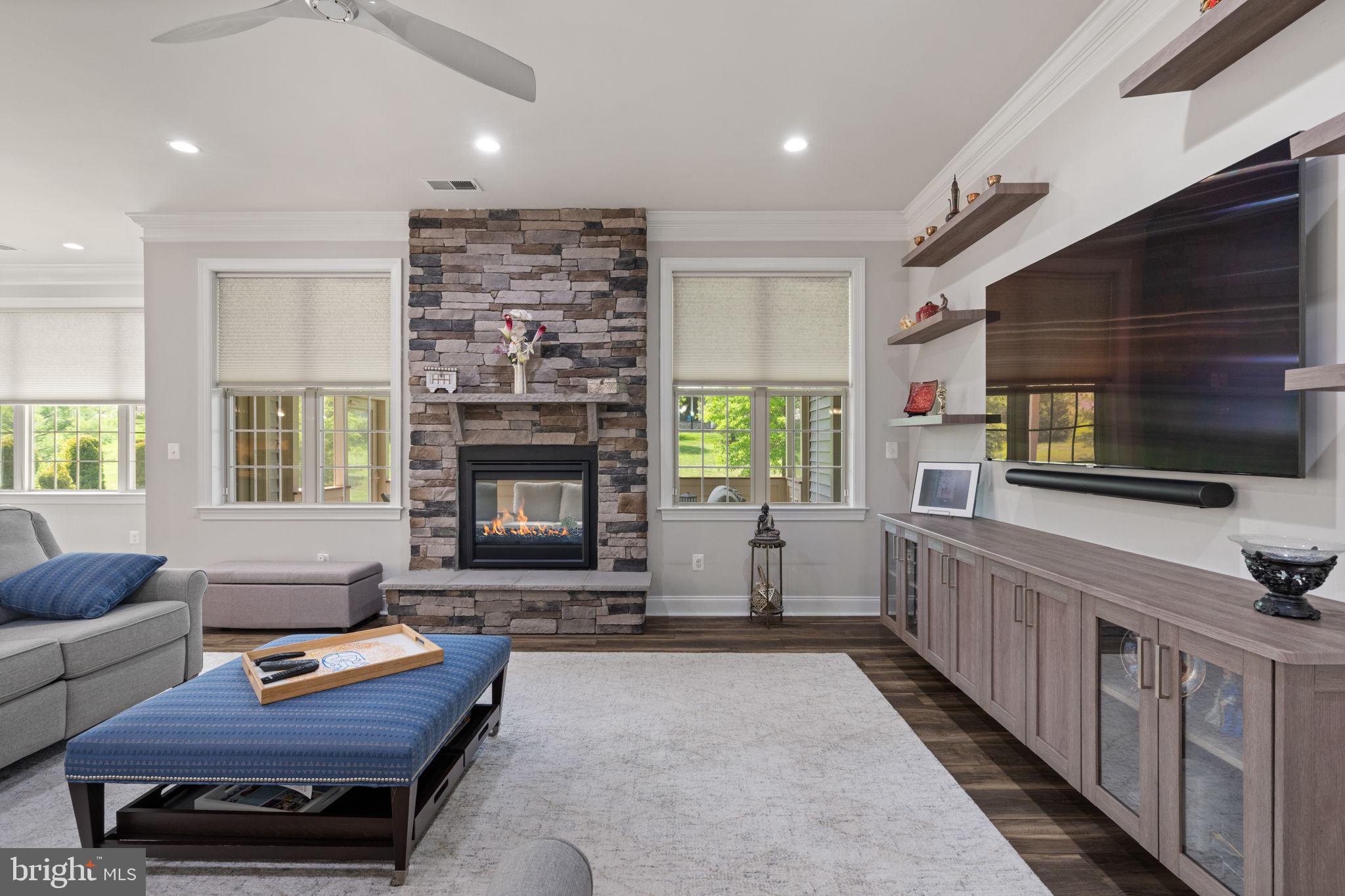 REGENCY AT CREEKSIDE - Residential