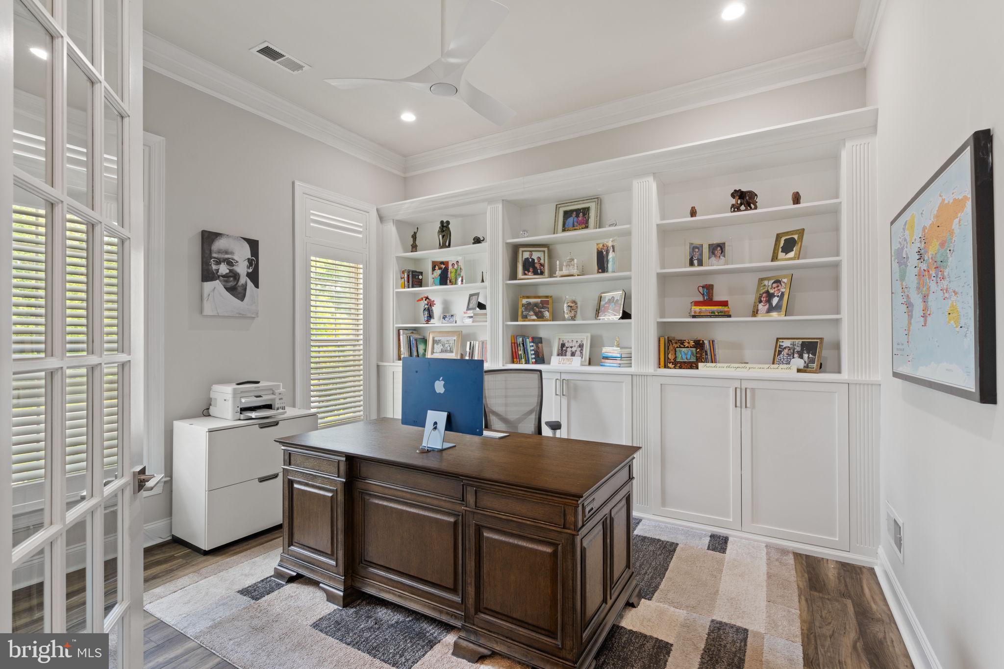 REGENCY AT CREEKSIDE - Residential