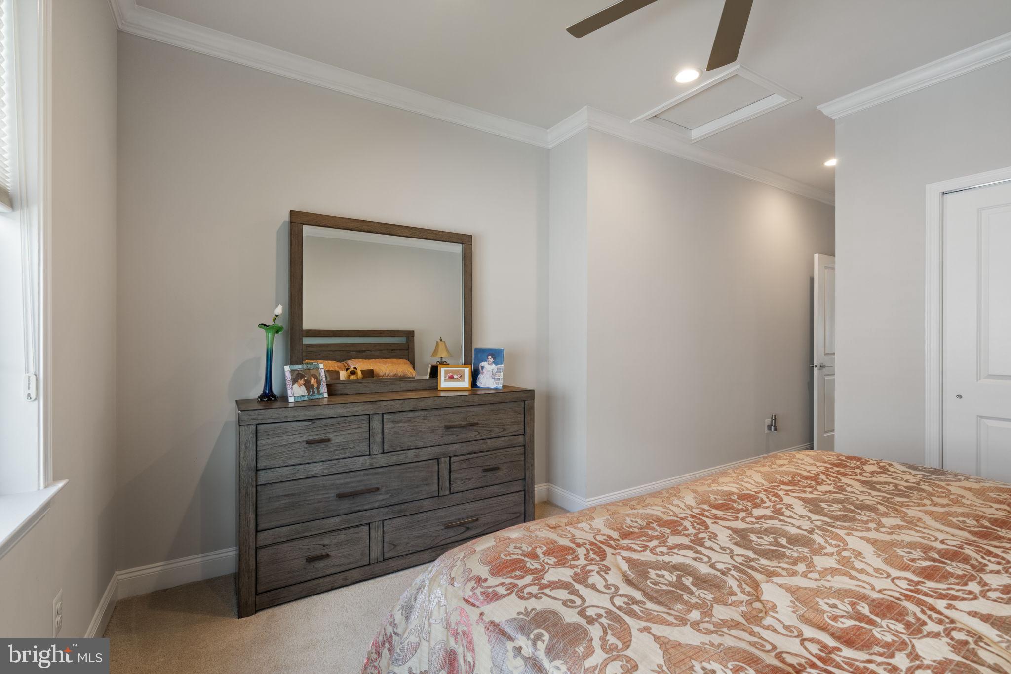 REGENCY AT CREEKSIDE - Residential