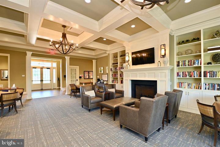 REGENCY AT CREEKSIDE - Residential