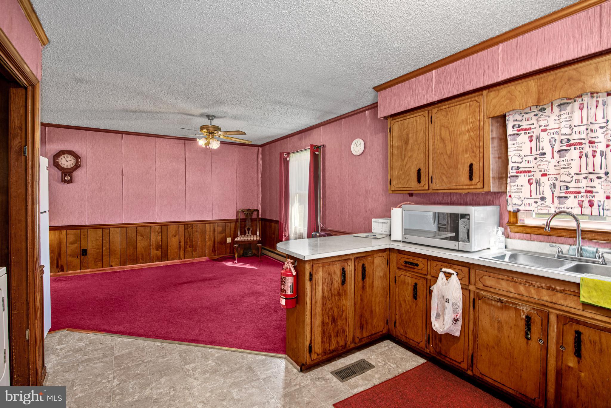 QUEEN ANNE - Residential