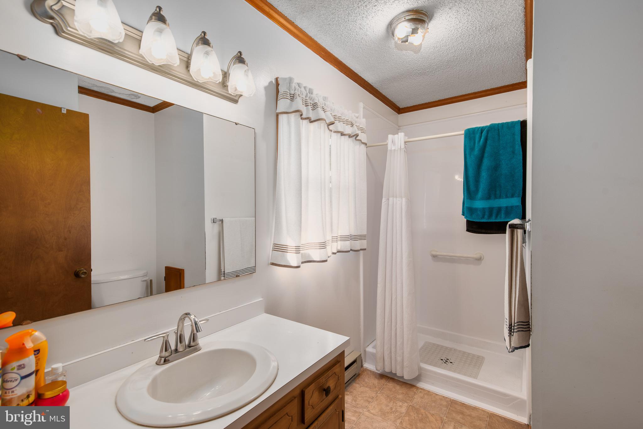 QUEEN ANNE - Residential