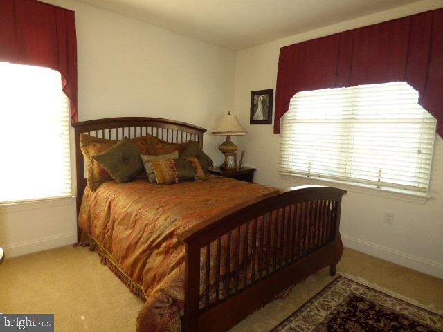 ORCHARD HILLS - Residential