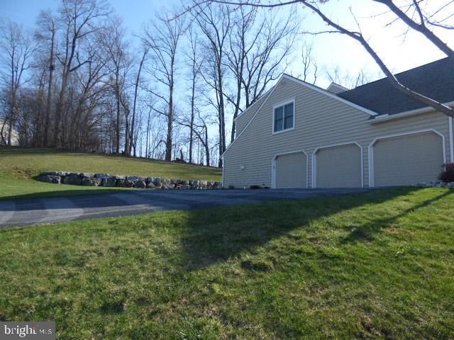 ORCHARD HILLS - Residential