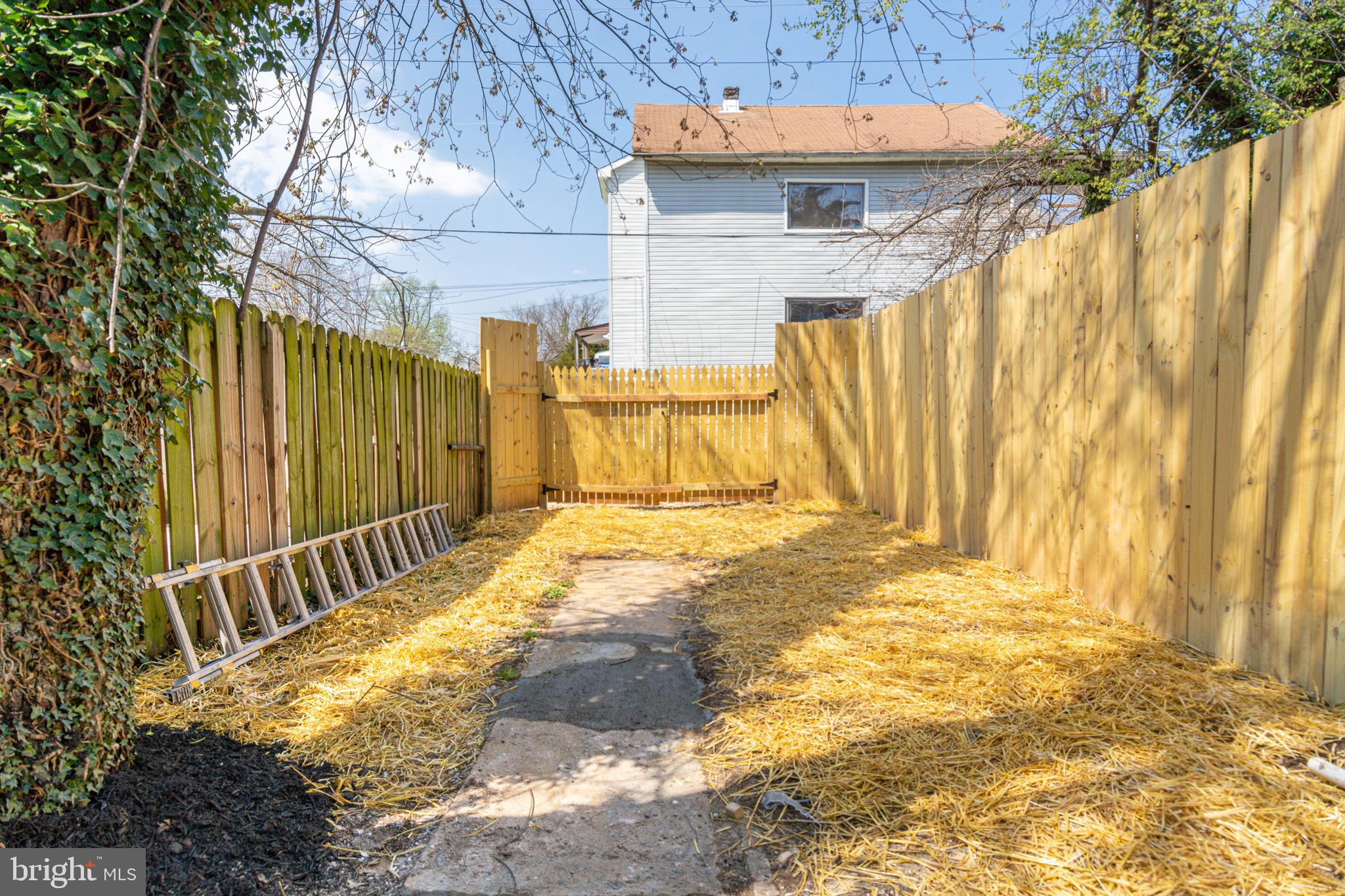 ARLINGTON - Residential