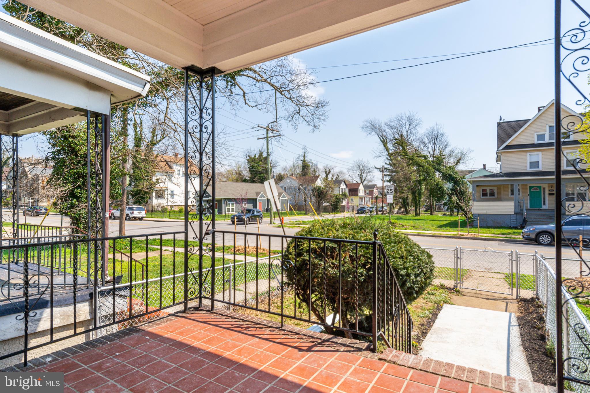 ARLINGTON - Residential