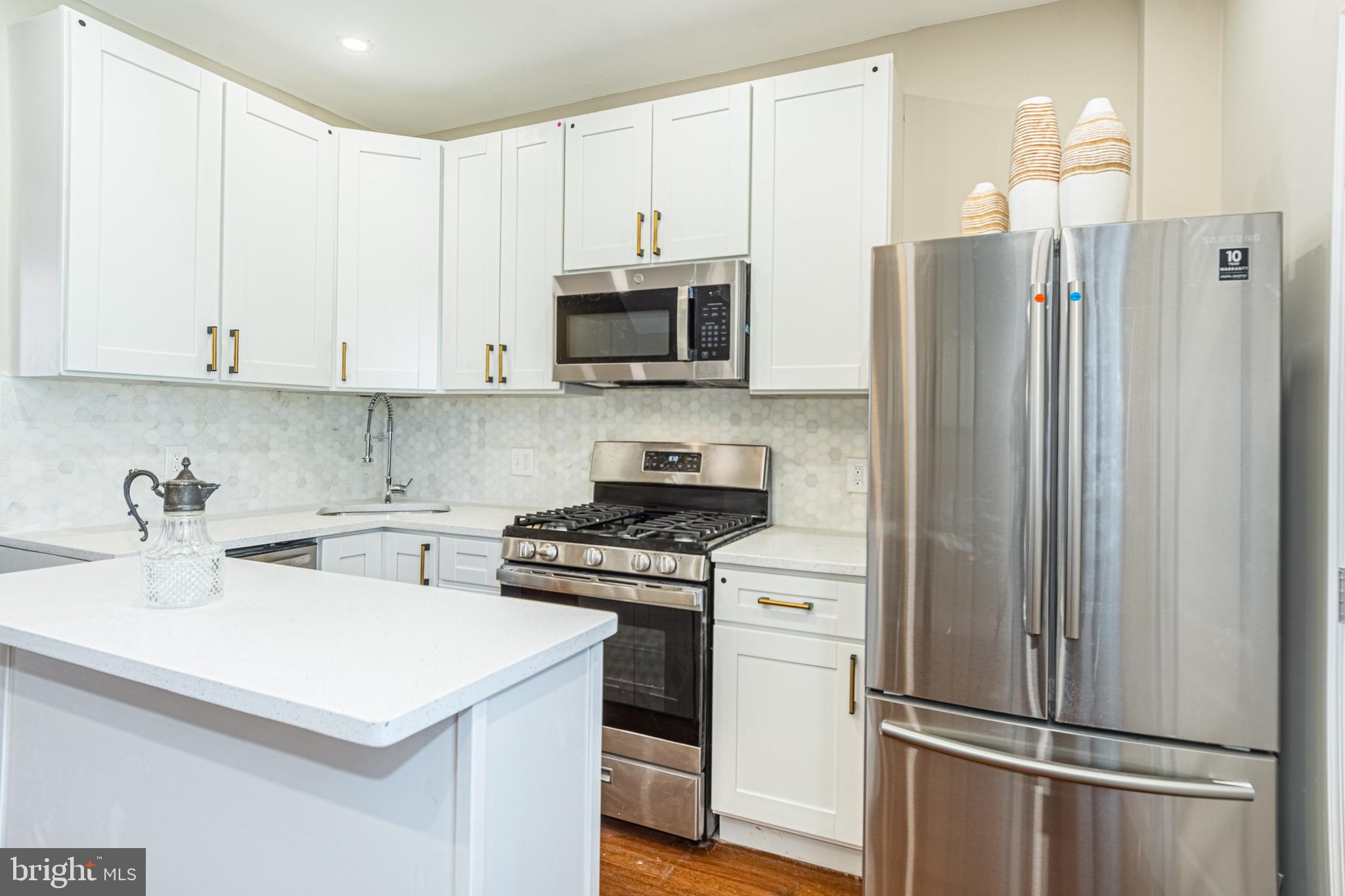 ARLINGTON - Residential