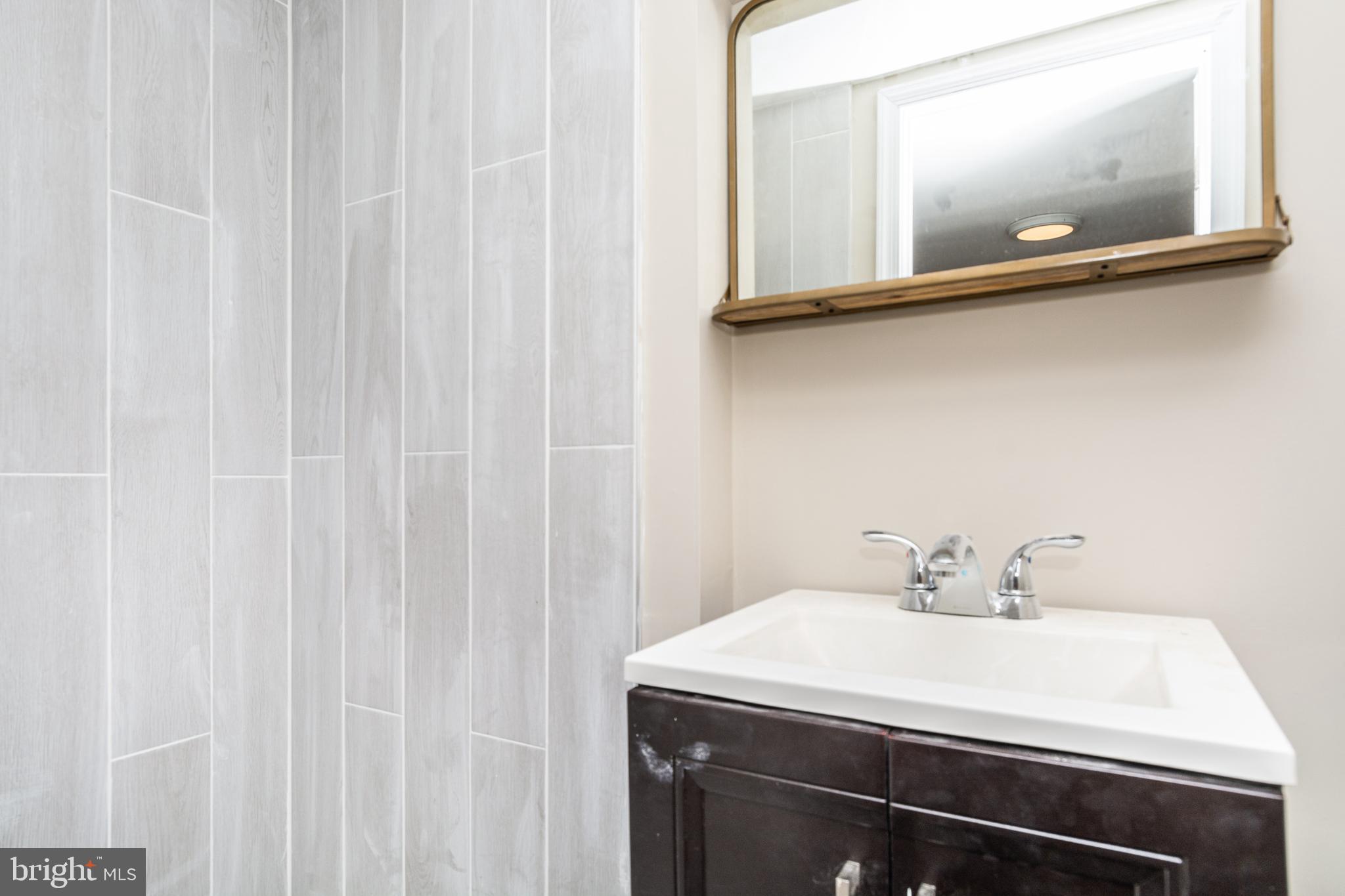 ARLINGTON - Residential