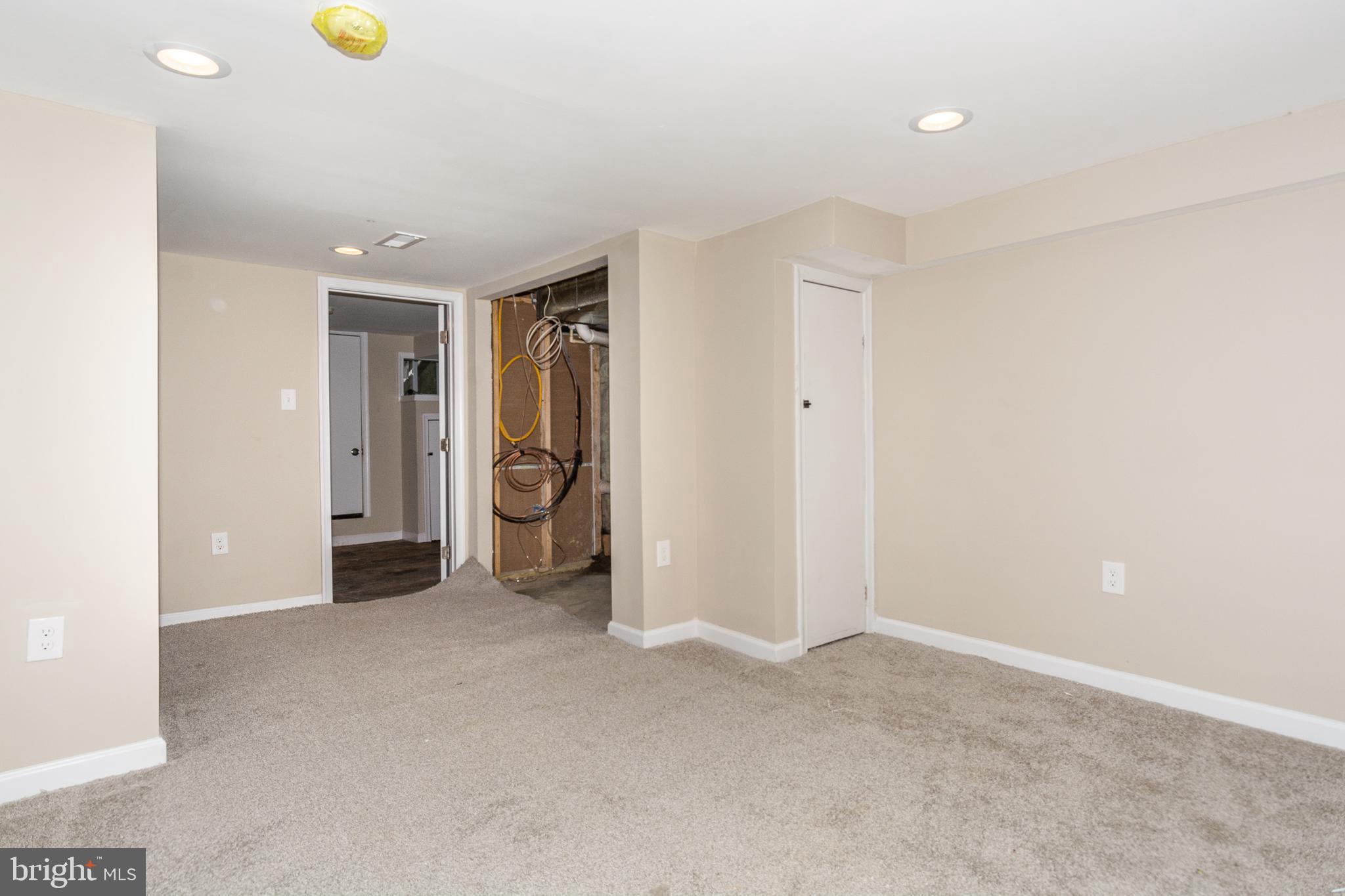 ARLINGTON - Residential