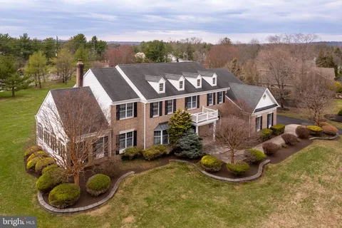 10 Gaitway Drive, Skillman, NJ MLS: NJSO2004240