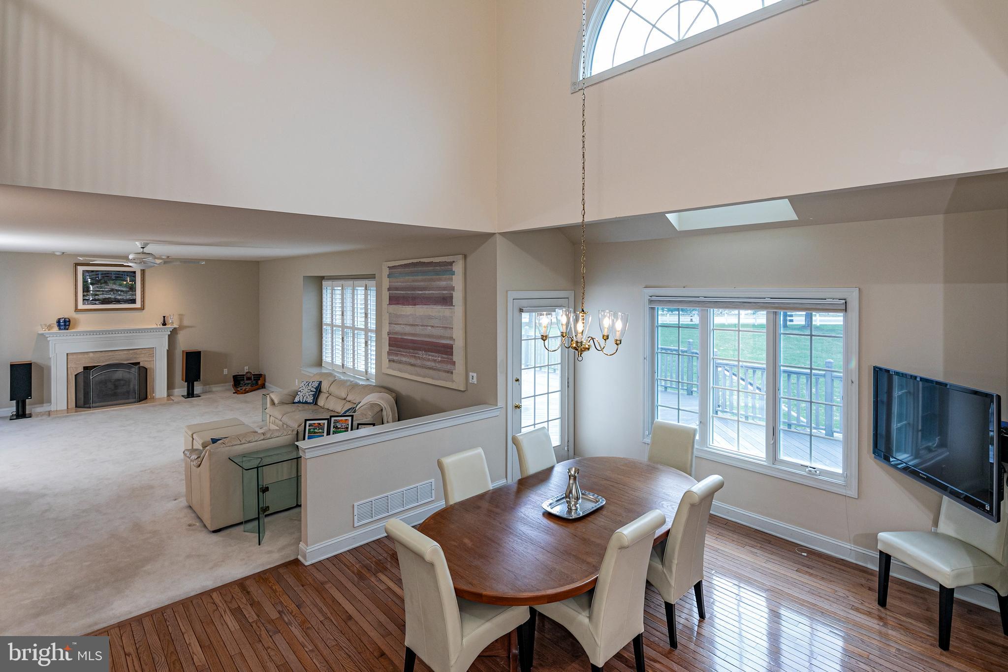 10 GAITWAY DRIVE