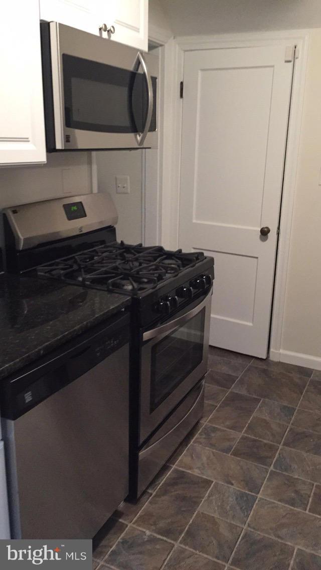 ARLINGTON FOREST - Residential Lease