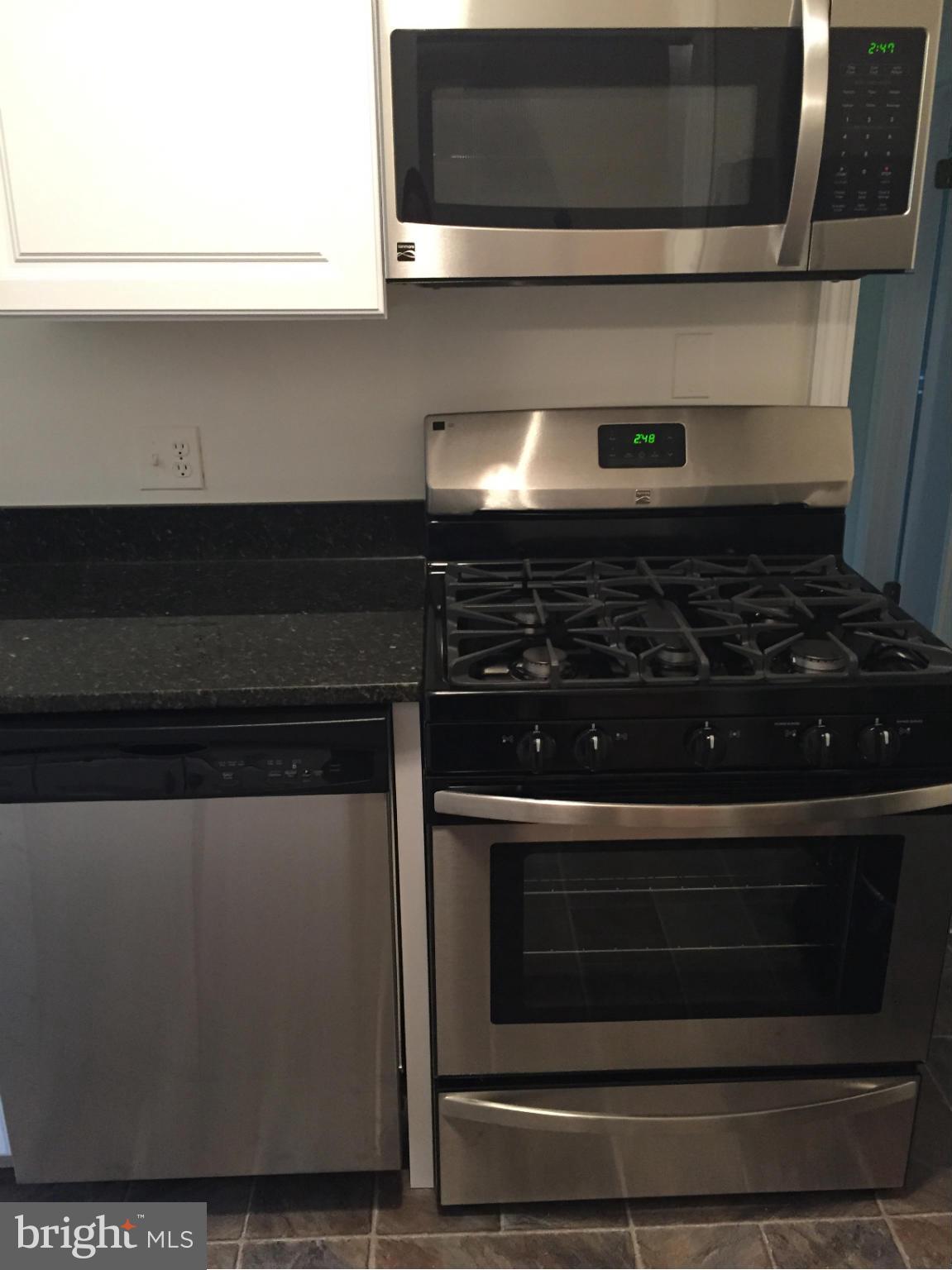 ARLINGTON FOREST - Residential Lease