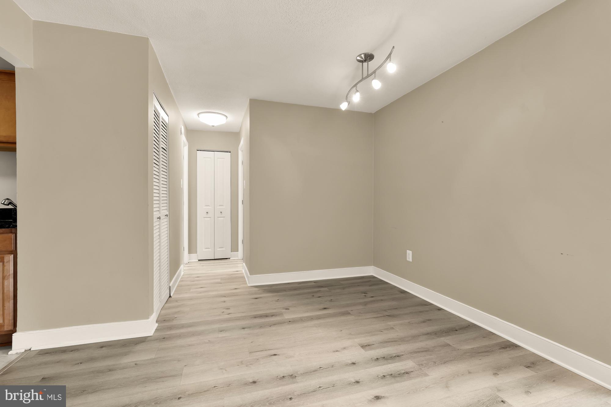 MICA AT SILVER SPRING METRO - Residential