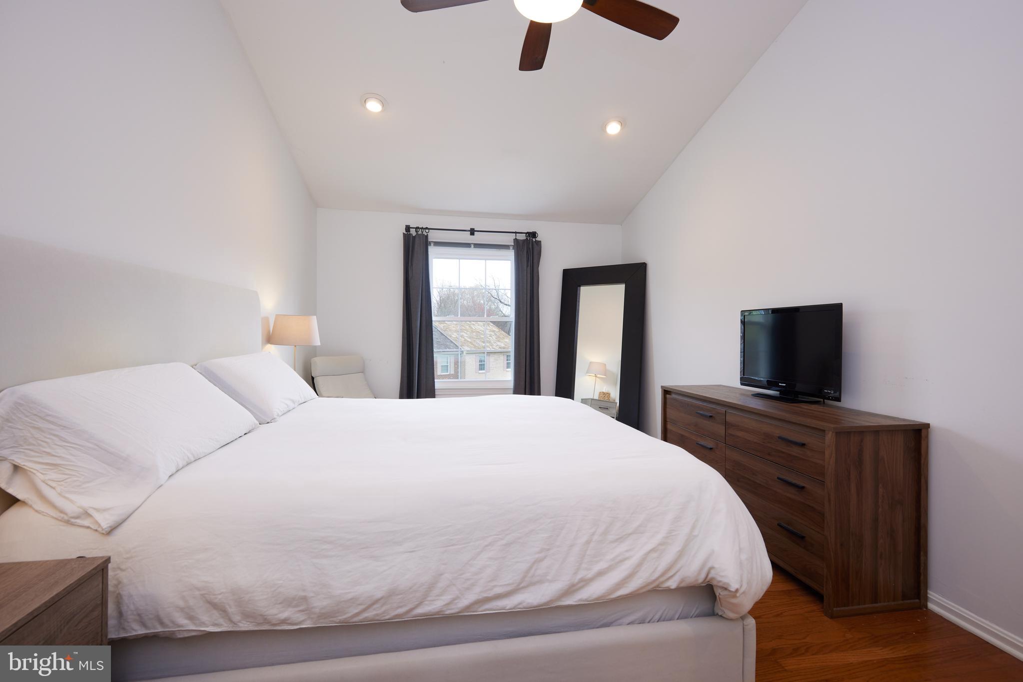 GLEN HAVEN - Residential Lease