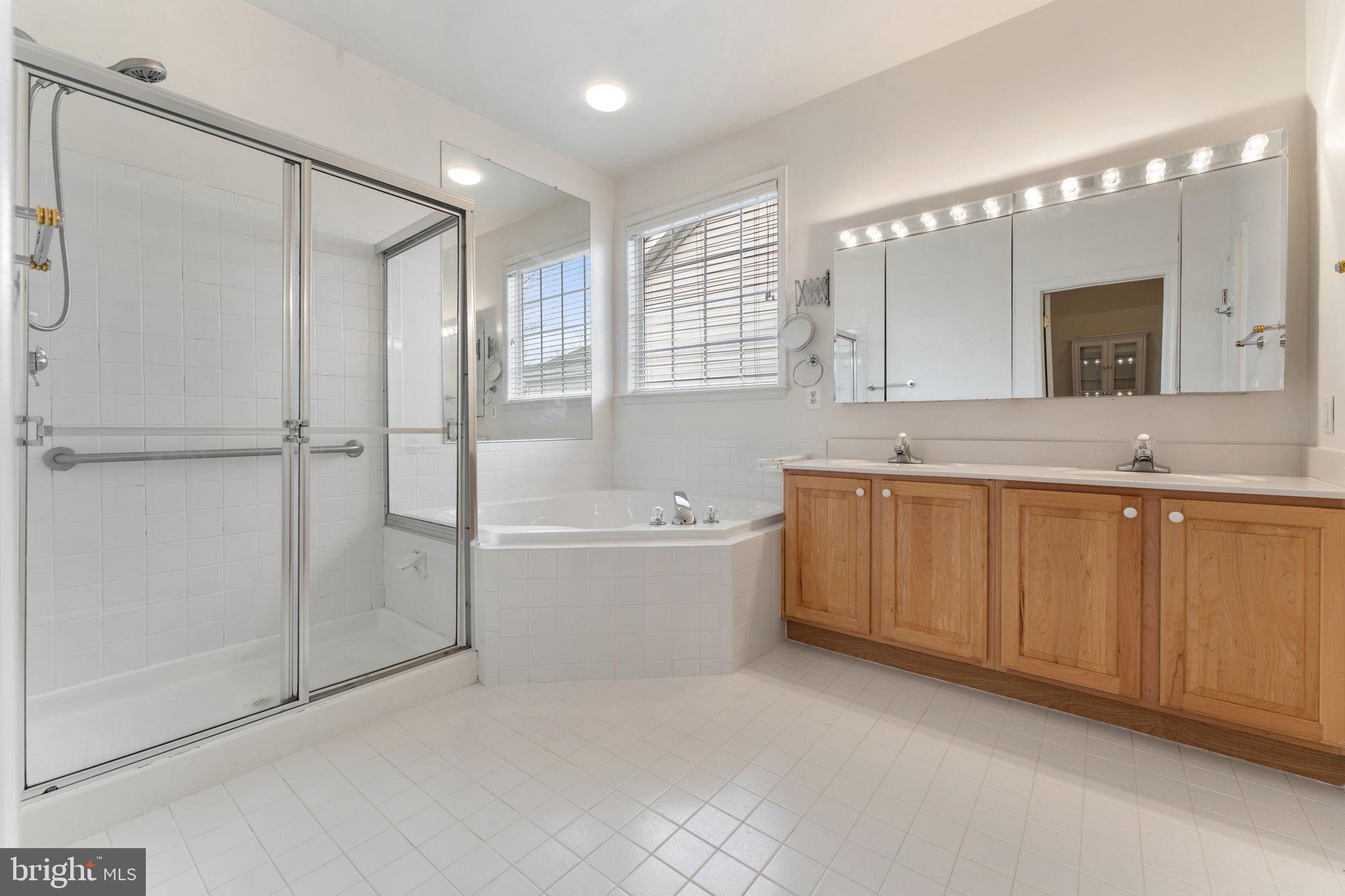 HERITAGE HUNT - Residential