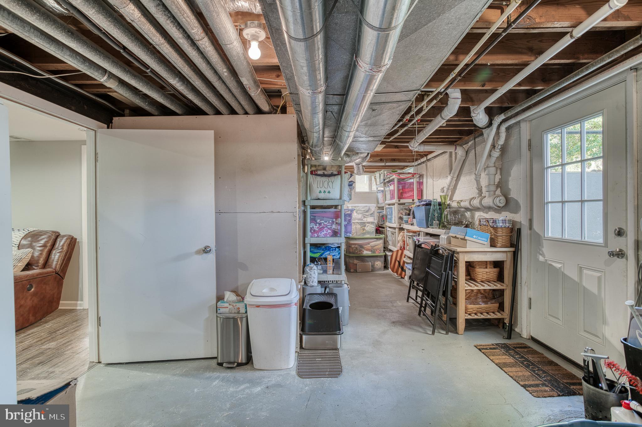 FOXHILLS - Residential