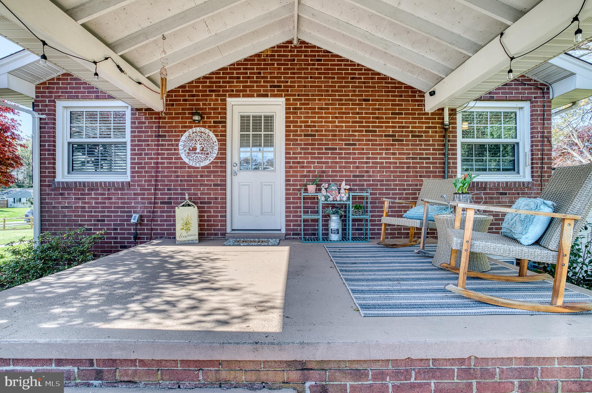 FOXHILLS - Residential