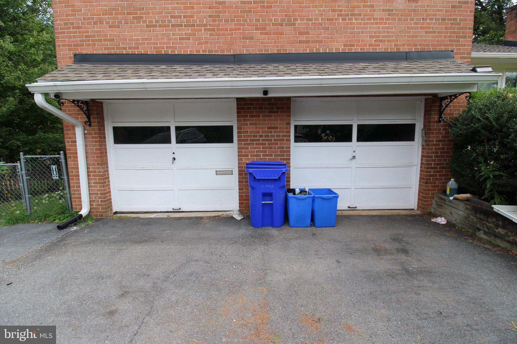416 COLESVILLE MANOR DRIVE