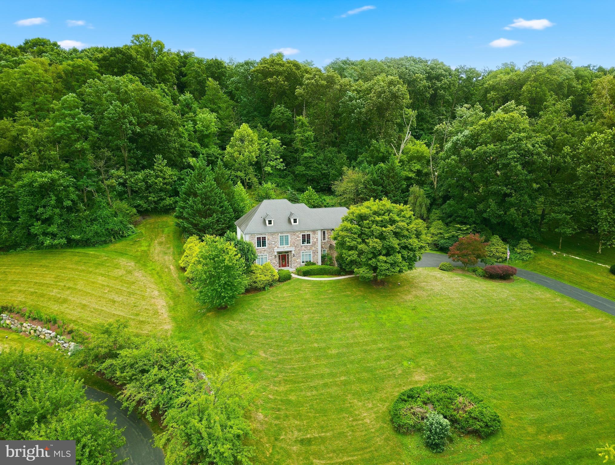 7 Woods Way, Reading, PA, 19610, USA, 4 Bedrooms Bedrooms, ,5 BathroomsBathrooms,Residential,Active,7 Woods Way,PABK2075602