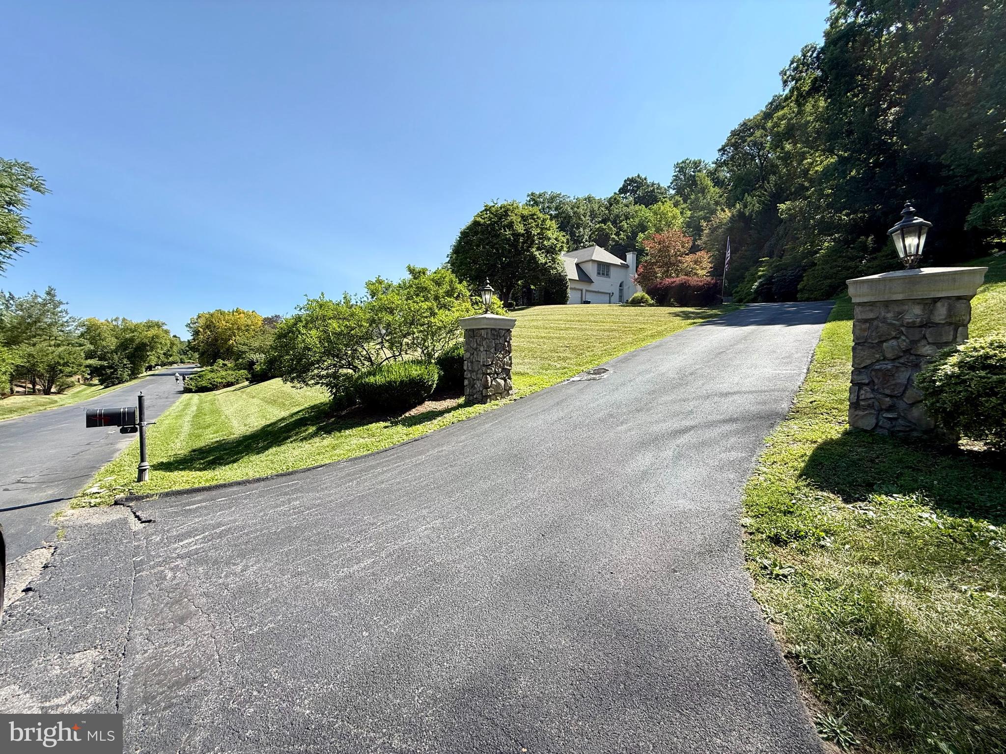 7 Woods Way, Reading, PA, 19610, USA, 4 Bedrooms Bedrooms, ,5 BathroomsBathrooms,Residential,Active,7 Woods Way,PABK2075602