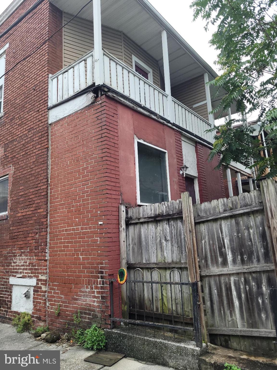 261 PEFFER STREET