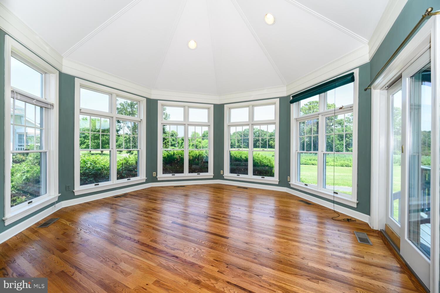 EASTON CLUB - Residential