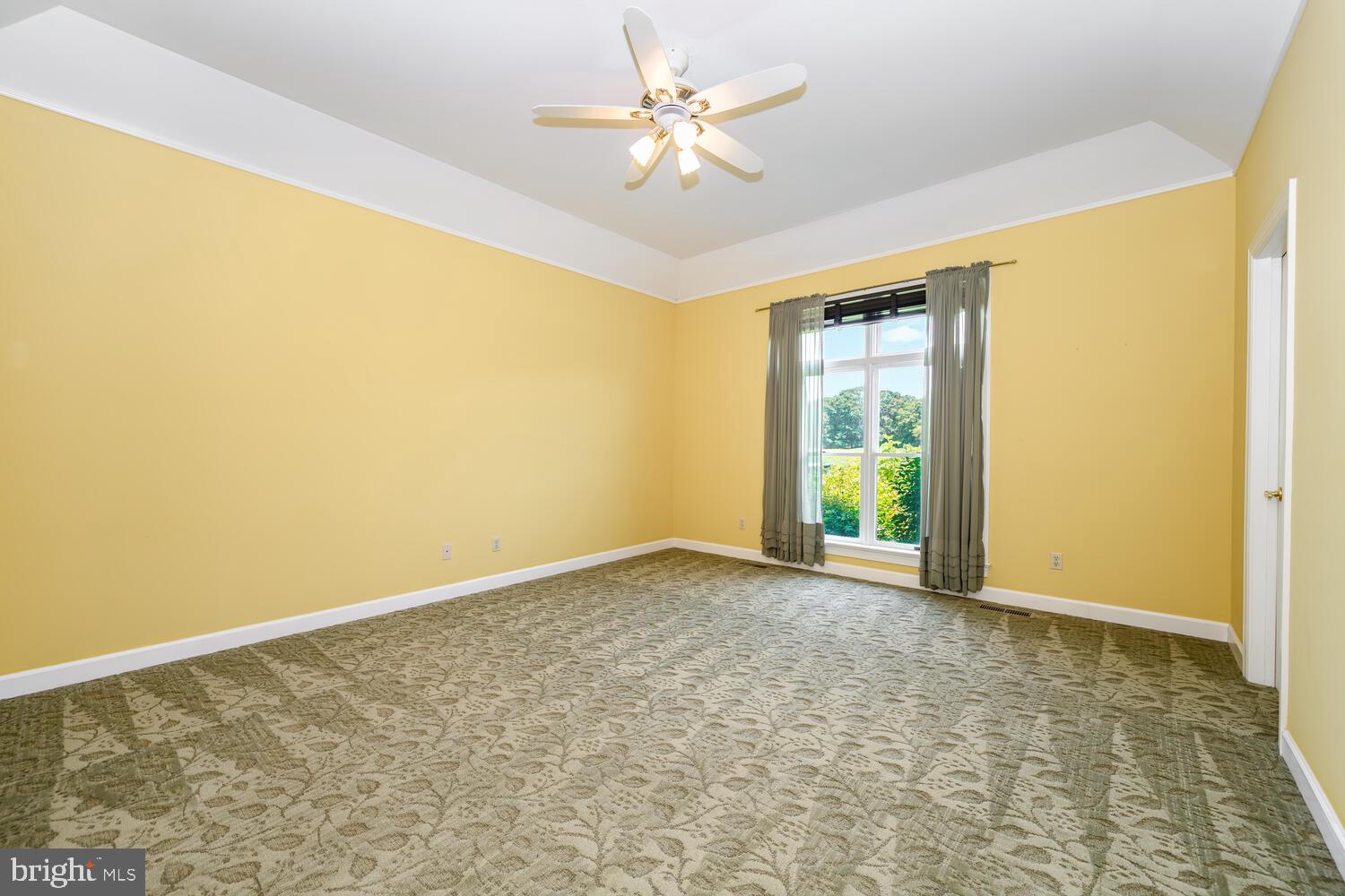 EASTON CLUB - Residential