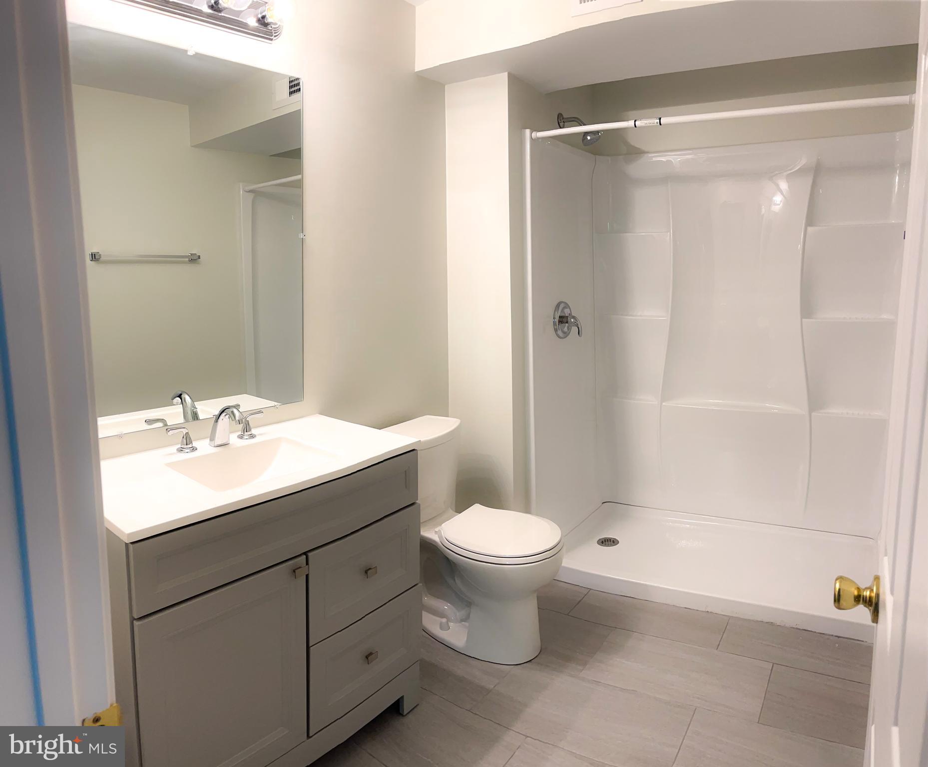 FOXFIELD - Residential Lease