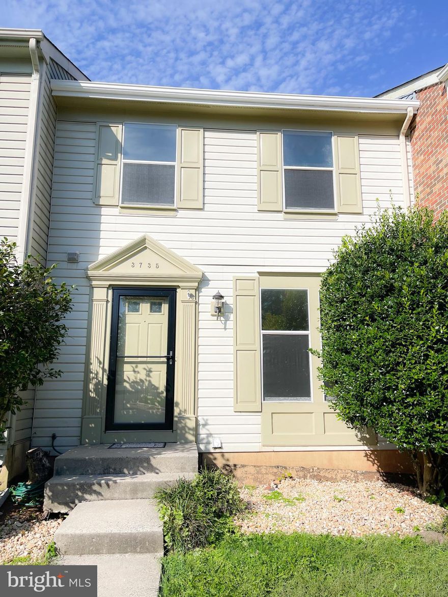 Features include open floor plan .Property backs to woods . New carpet throughout  , freshly painted. Community pool/trails/tennis.Walking distance to both Lees Corner Elementary and Chantilly High School.
Landlord considers poor credit with two month security deposit depending on the situation.