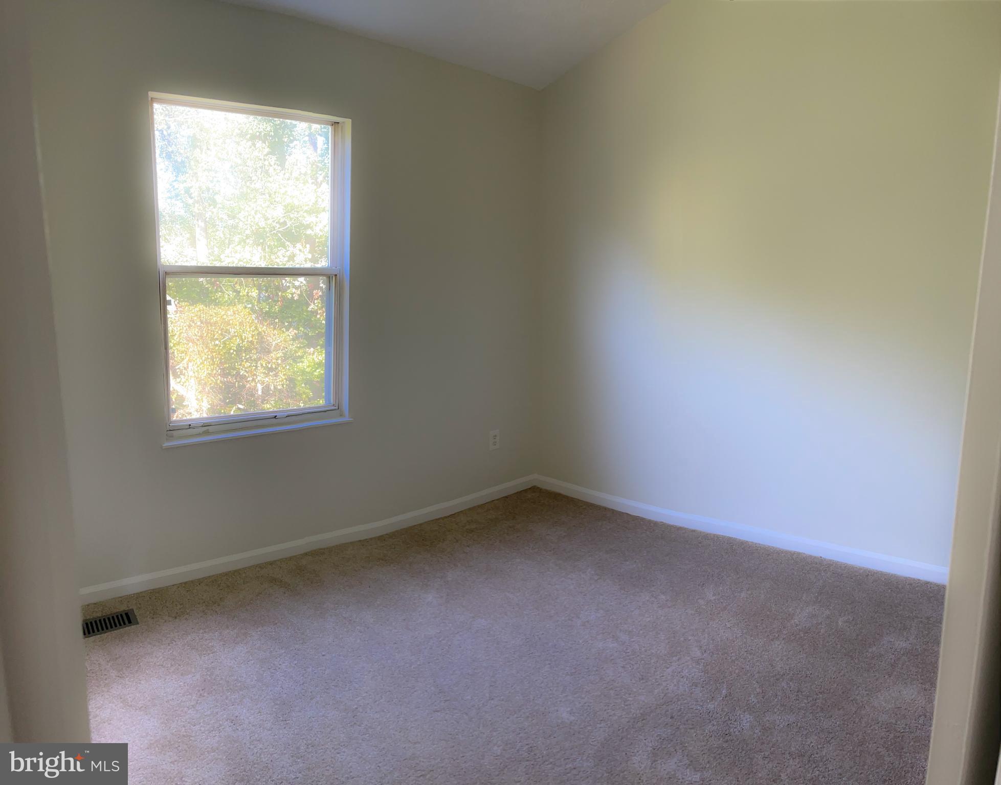 FOXFIELD - Residential Lease