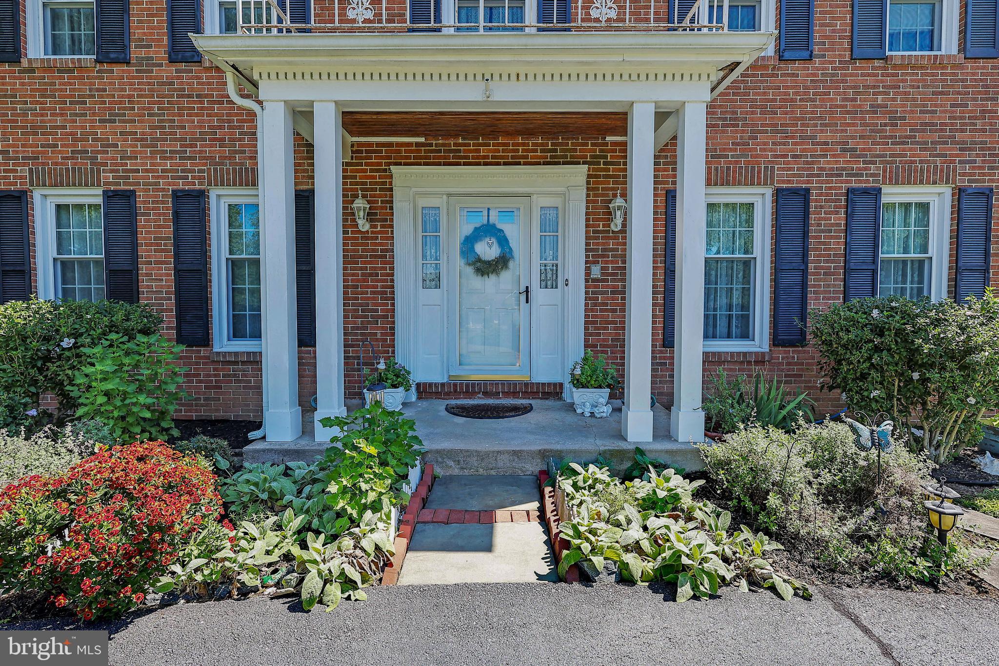 FOXHALL ESTATES - Residential