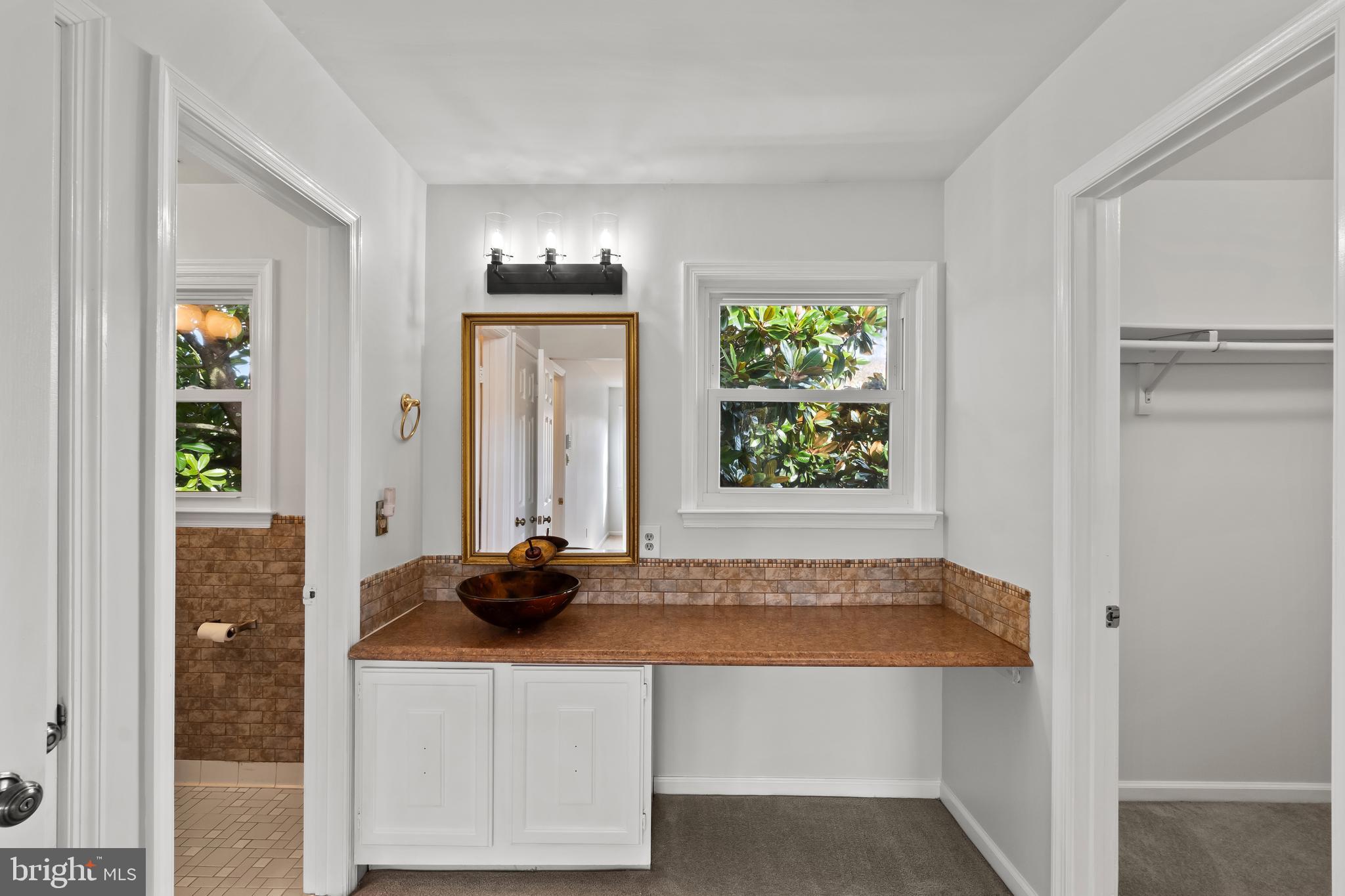 FOXHALL ESTATES - Residential