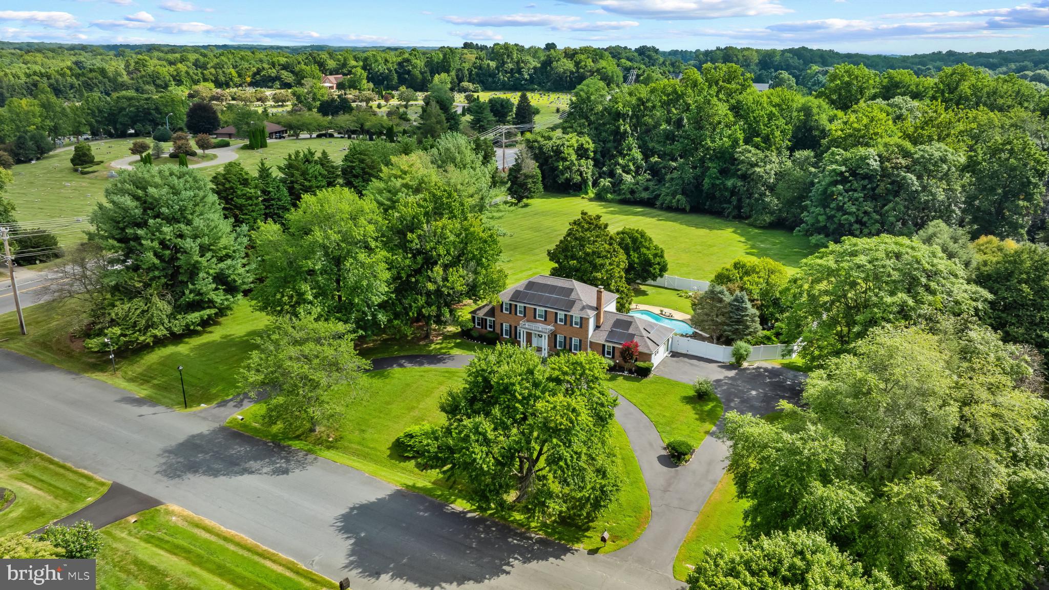 3501 FOXHALL DRIVE