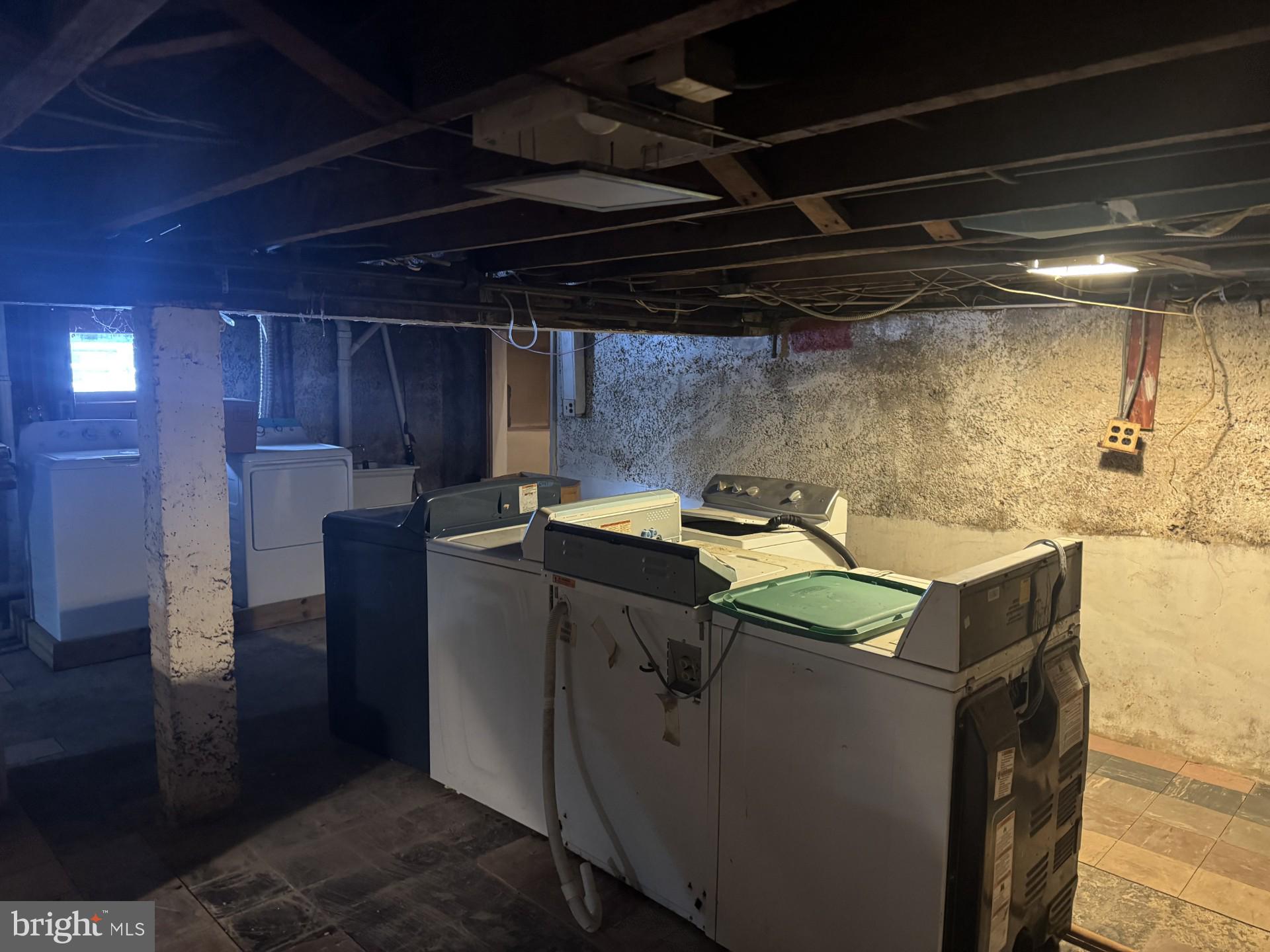 AIGBURTH - Residential