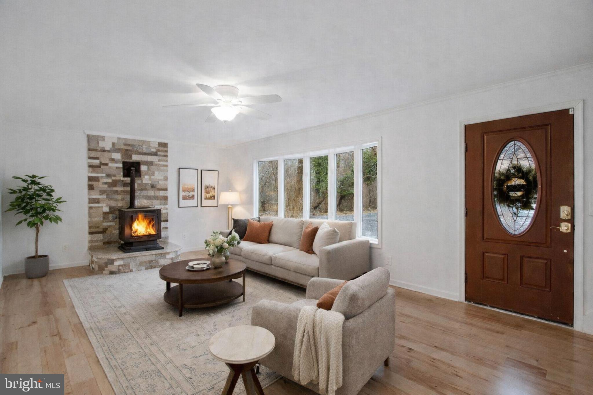 PINE VIEW ESTATES - Residential