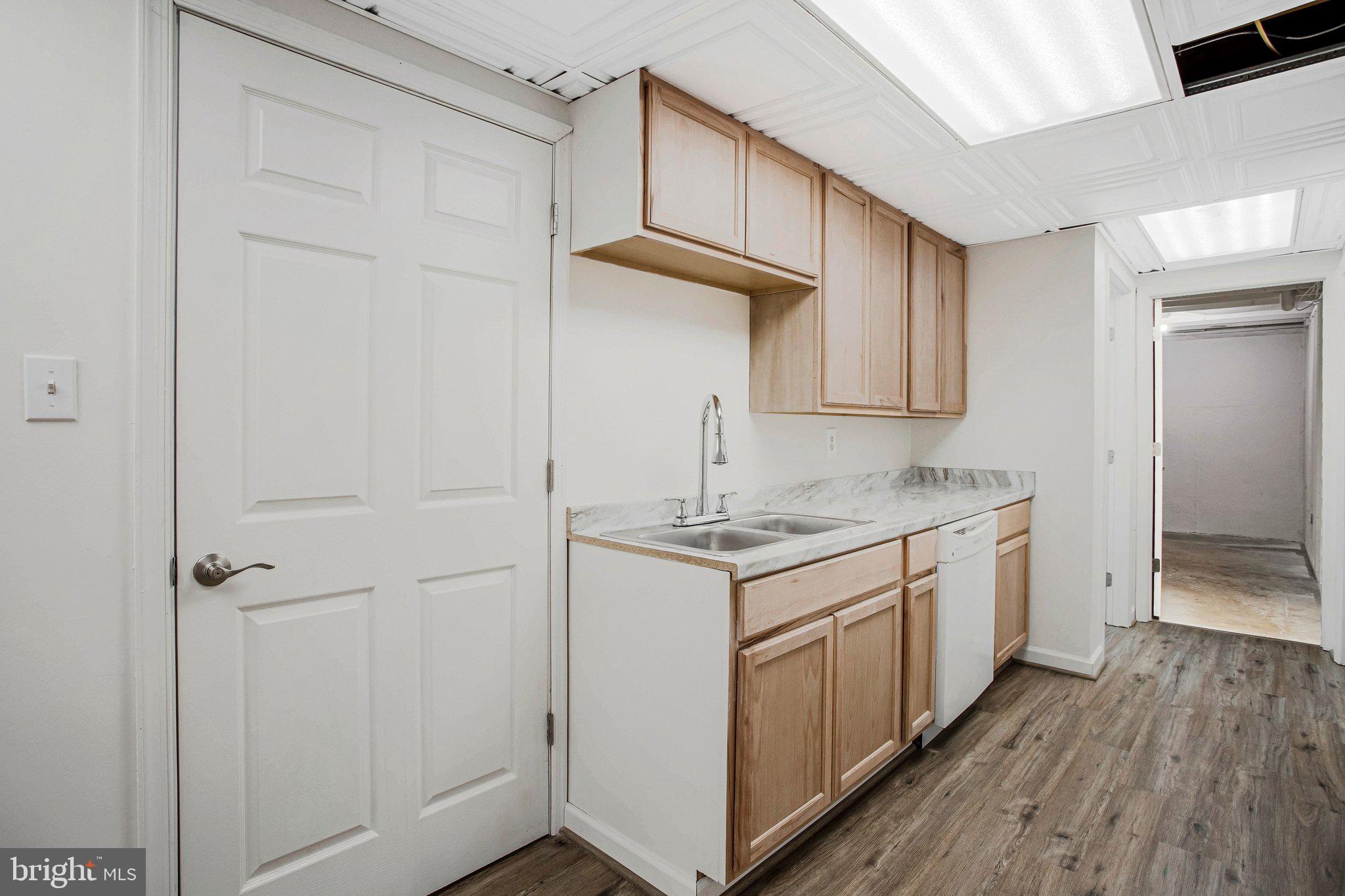 PINE VIEW ESTATES - Residential