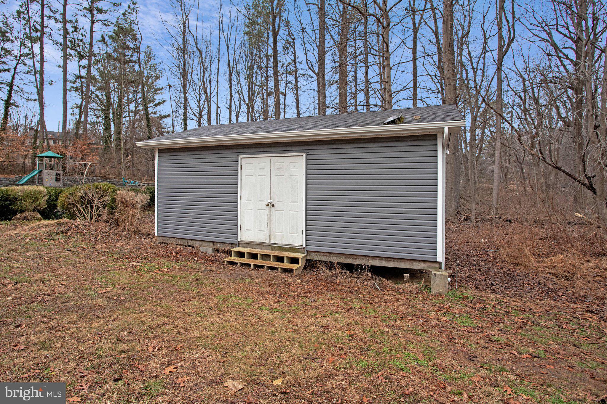 PINE VIEW ESTATES - Residential