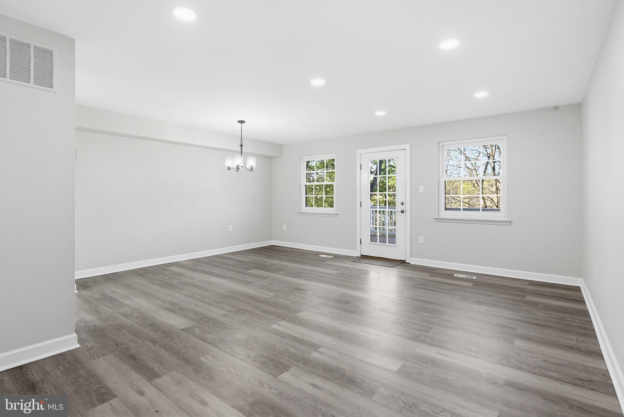 DREXEL WOODS - Residential