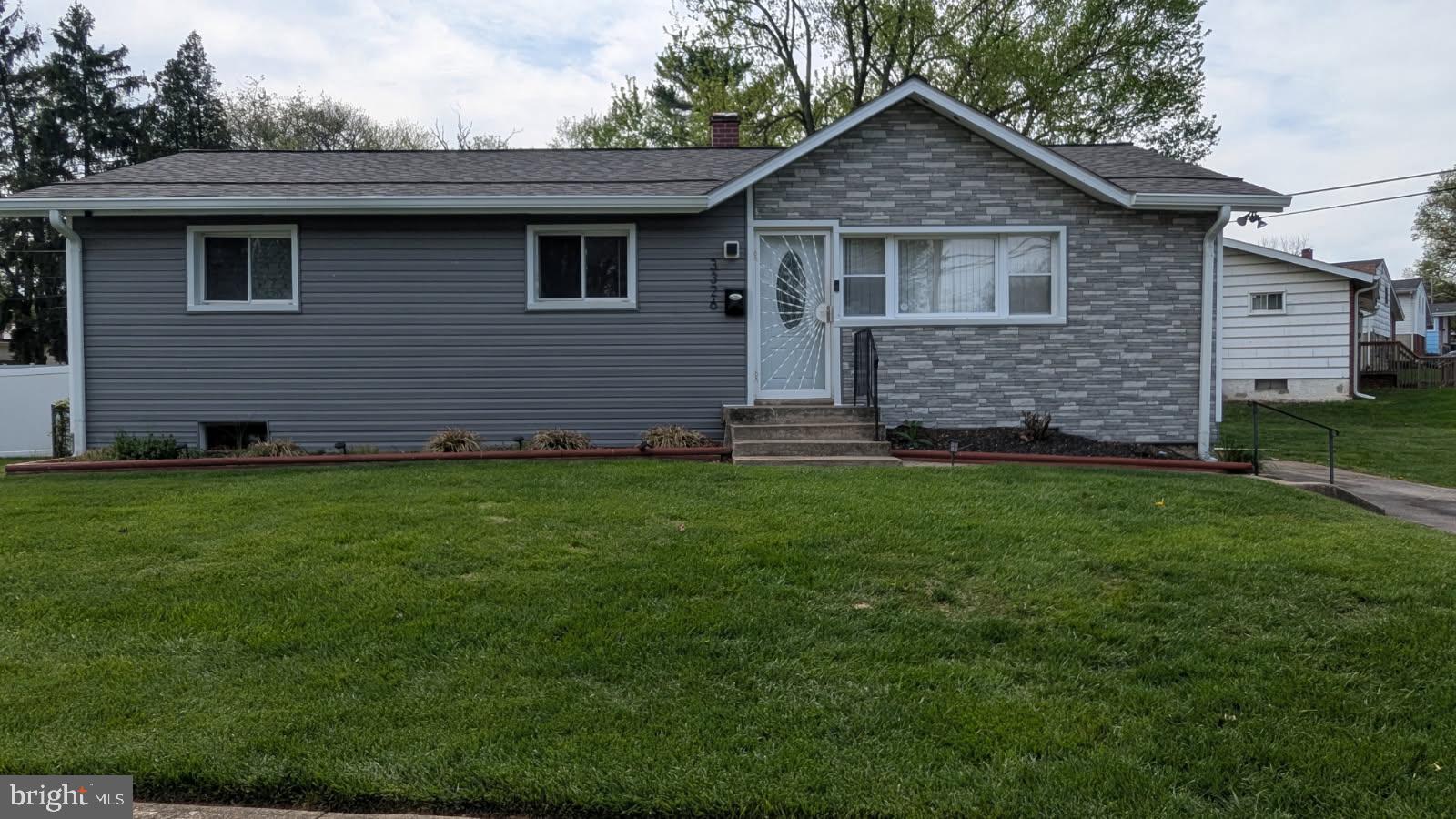 LIBERTY MANOR - Residential