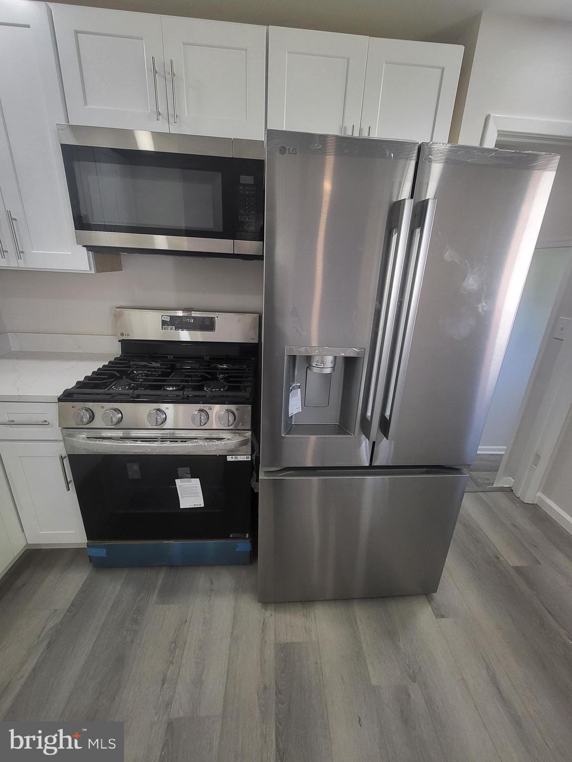 LIBERTY MANOR - Residential