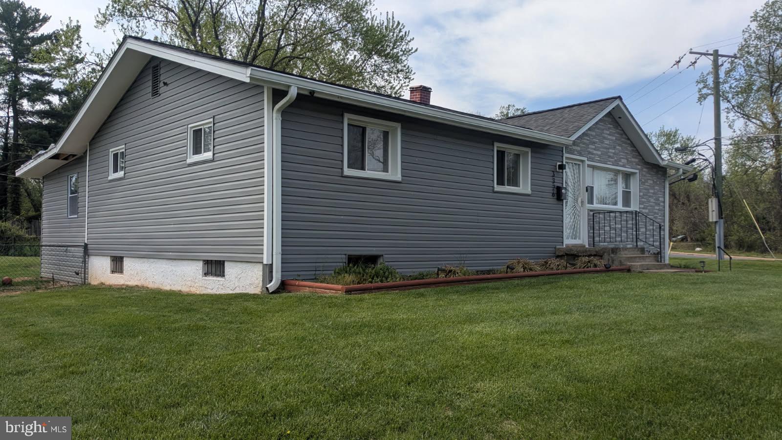 LIBERTY MANOR - Residential