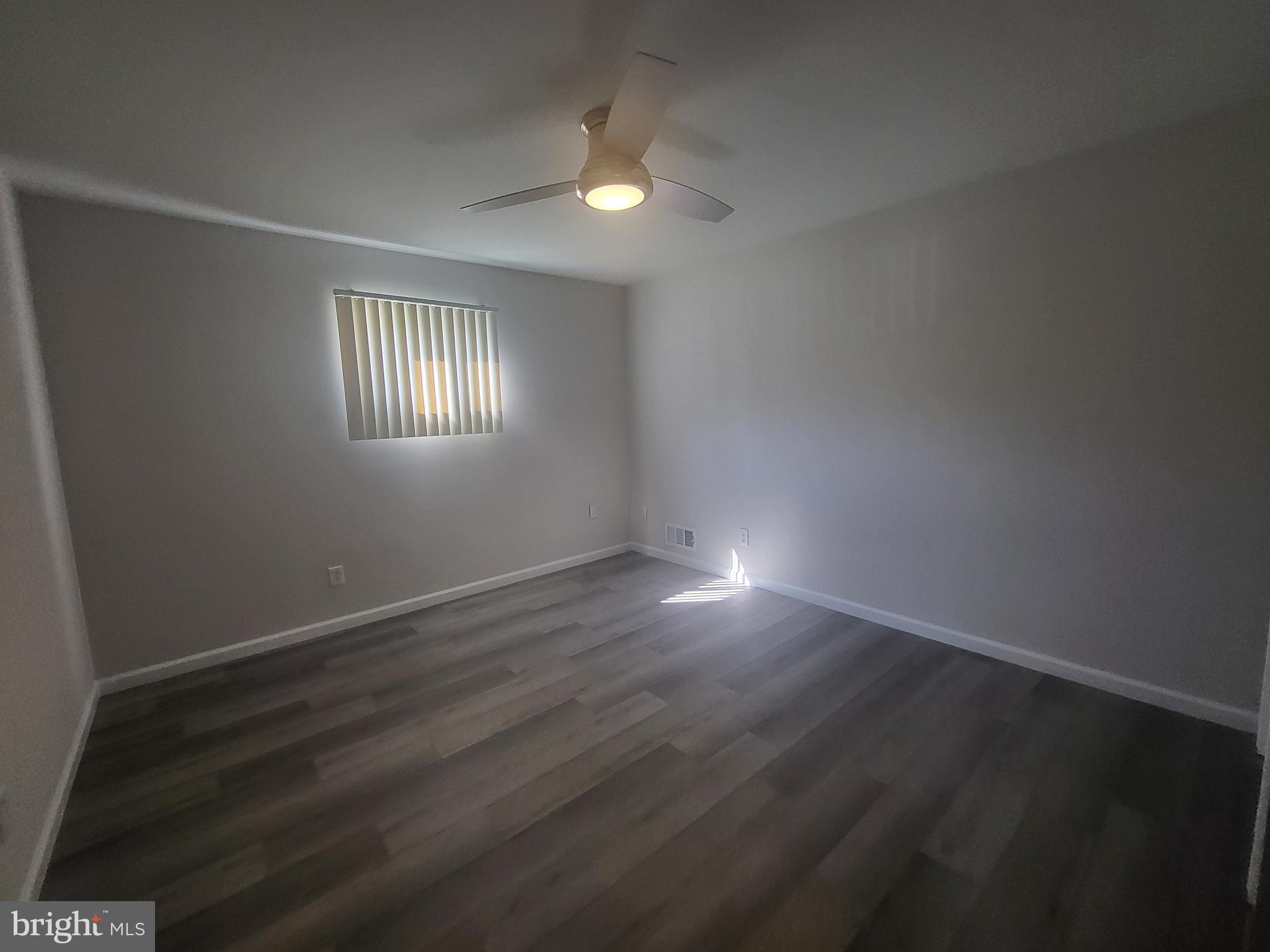 LIBERTY MANOR - Residential