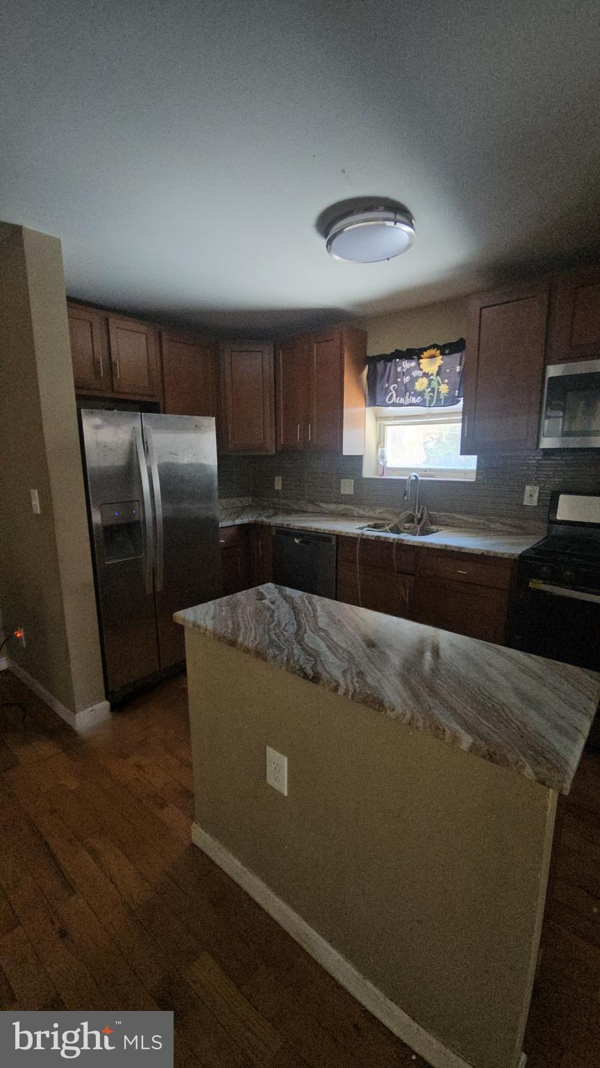 HOWARD PARK - Residential